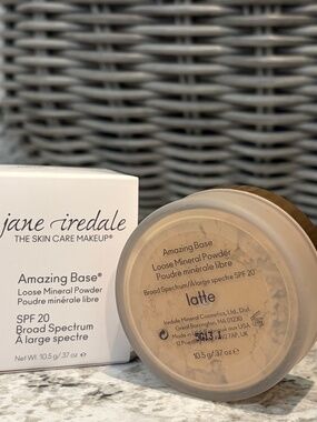 Jane Iredale Amazing Base Loose Mineral Powder-LATTE